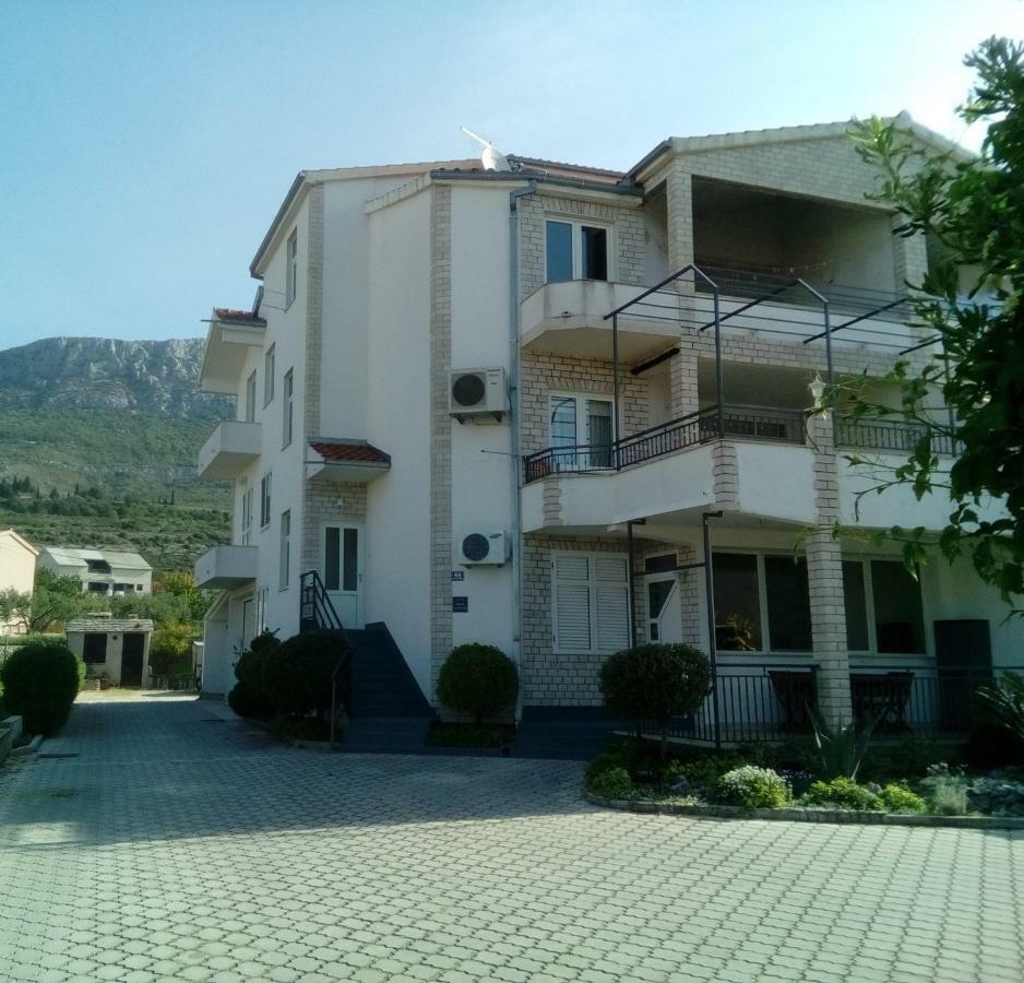 Apartman Luka Kaštela Eksteriør bilde