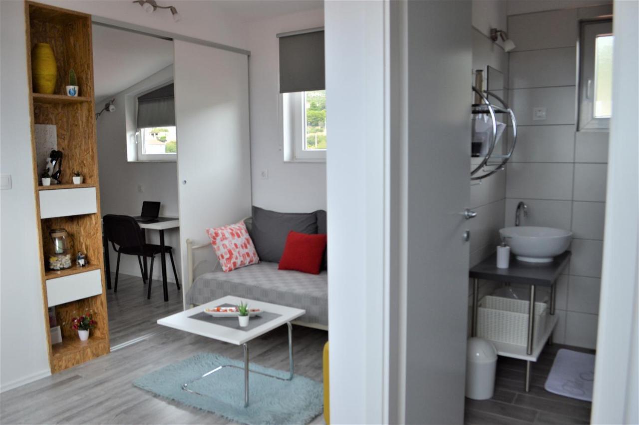 Apartman Luka Kaštela Eksteriør bilde