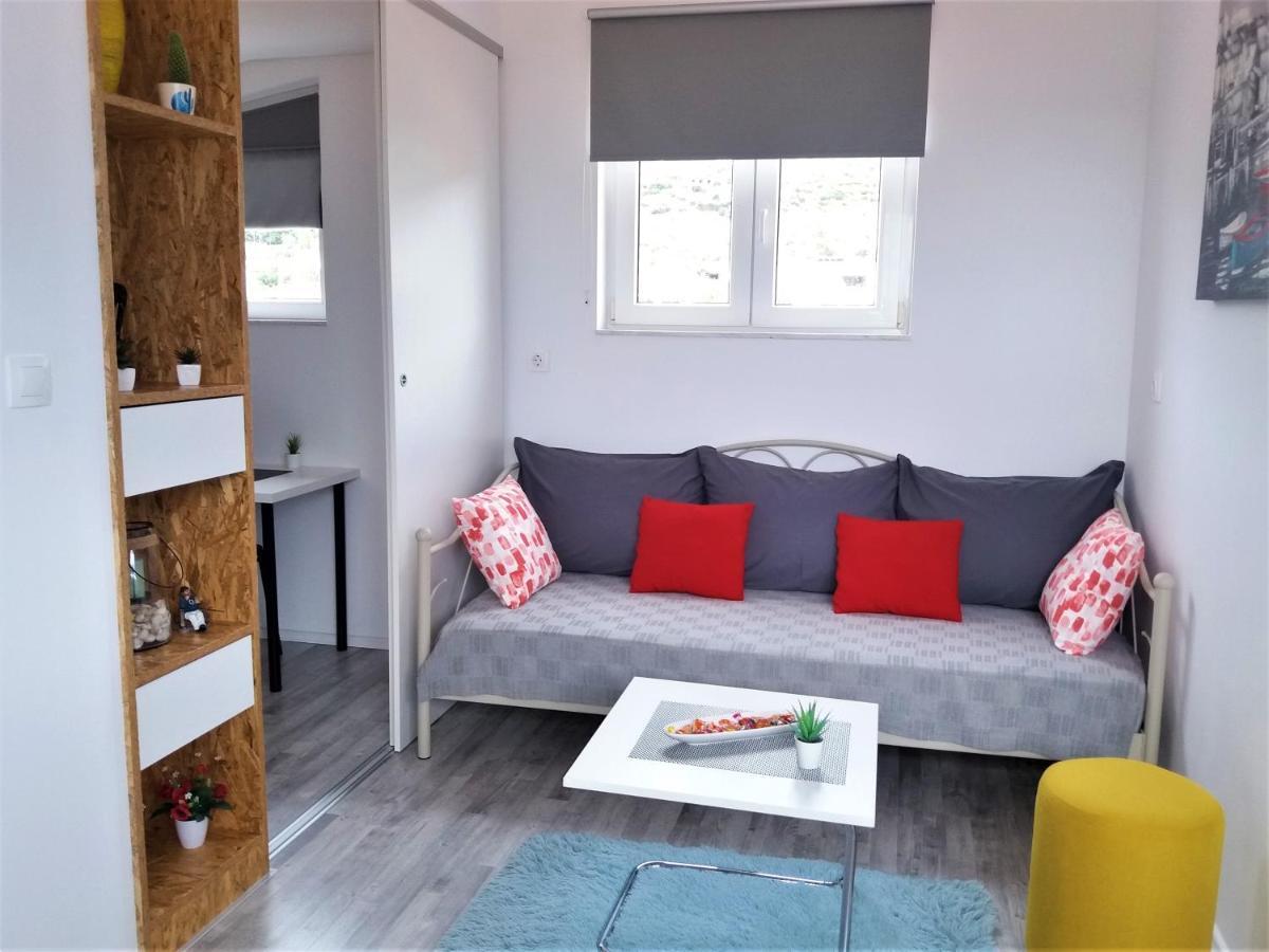 Apartman Luka Kaštela Eksteriør bilde