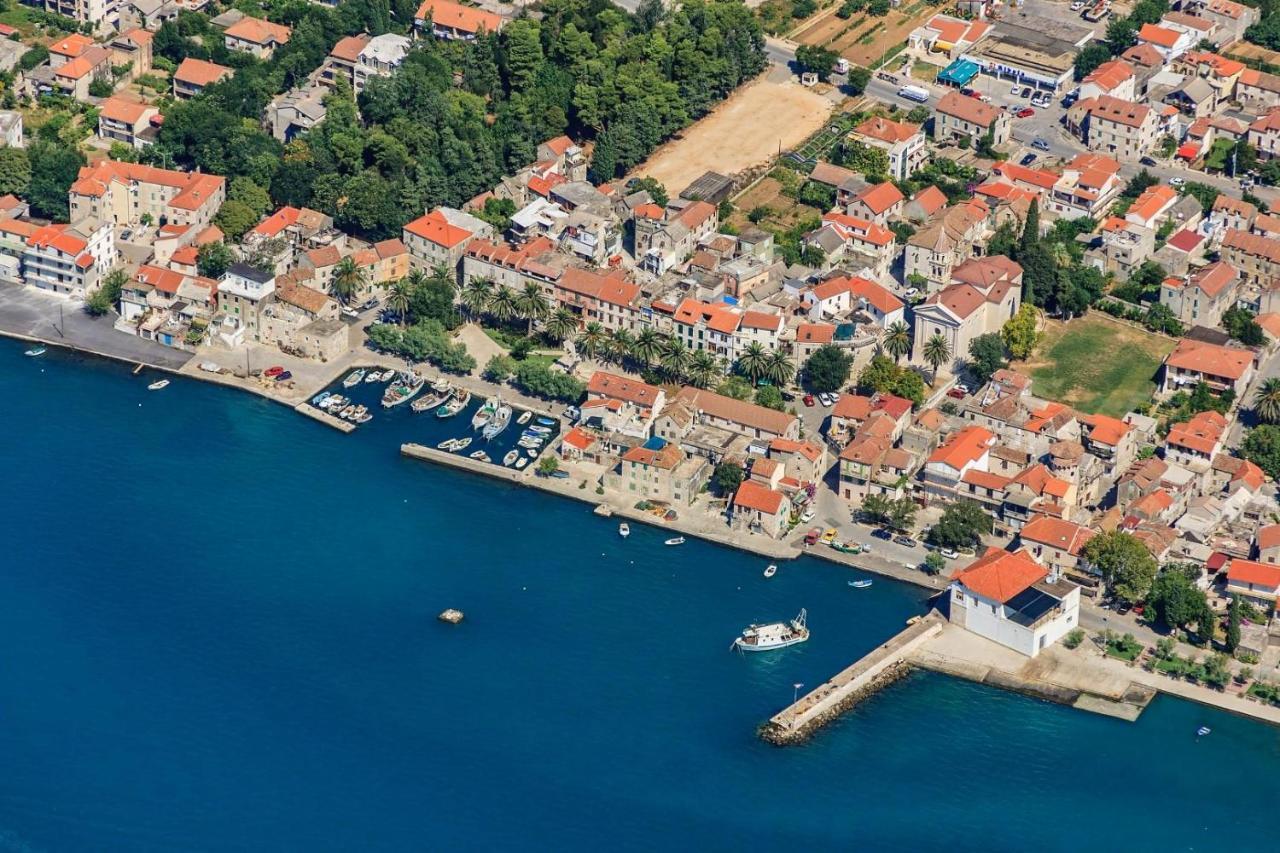Apartman Luka Kaštela Eksteriør bilde
