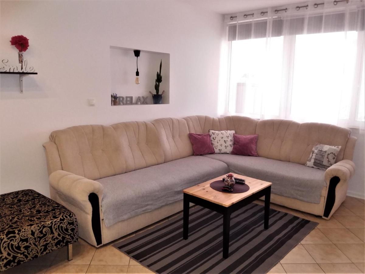 Apartman Luka Kaštela Eksteriør bilde